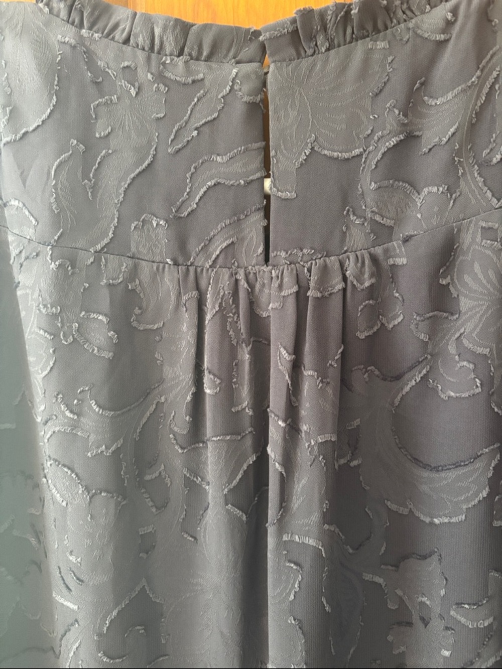 LOFT Charcoal Grey Floral Jacquard Midi Dress with Cap Sleeves - Picture 3 of 4